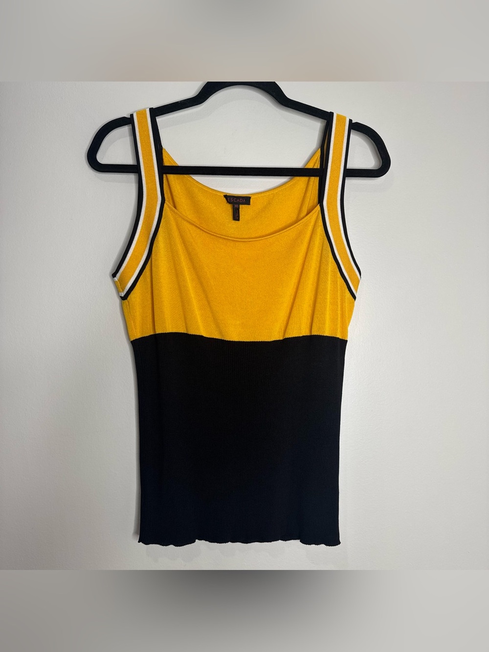 Vintage Escada Golden Yellow Black Stretch Knit Colorblock Ribbed Tank Top Sz 40